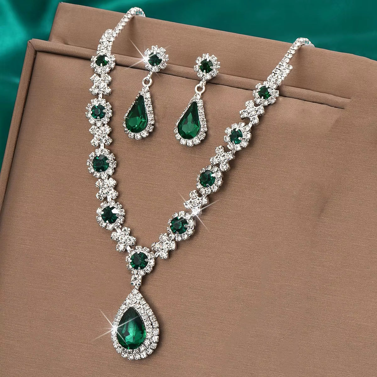 3 Pieces Luxury Women'S Crystal Droplet Necklace with Earrings Set 
