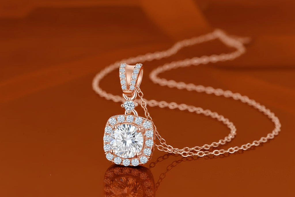 THE ROYAL CHARM NECKLACE