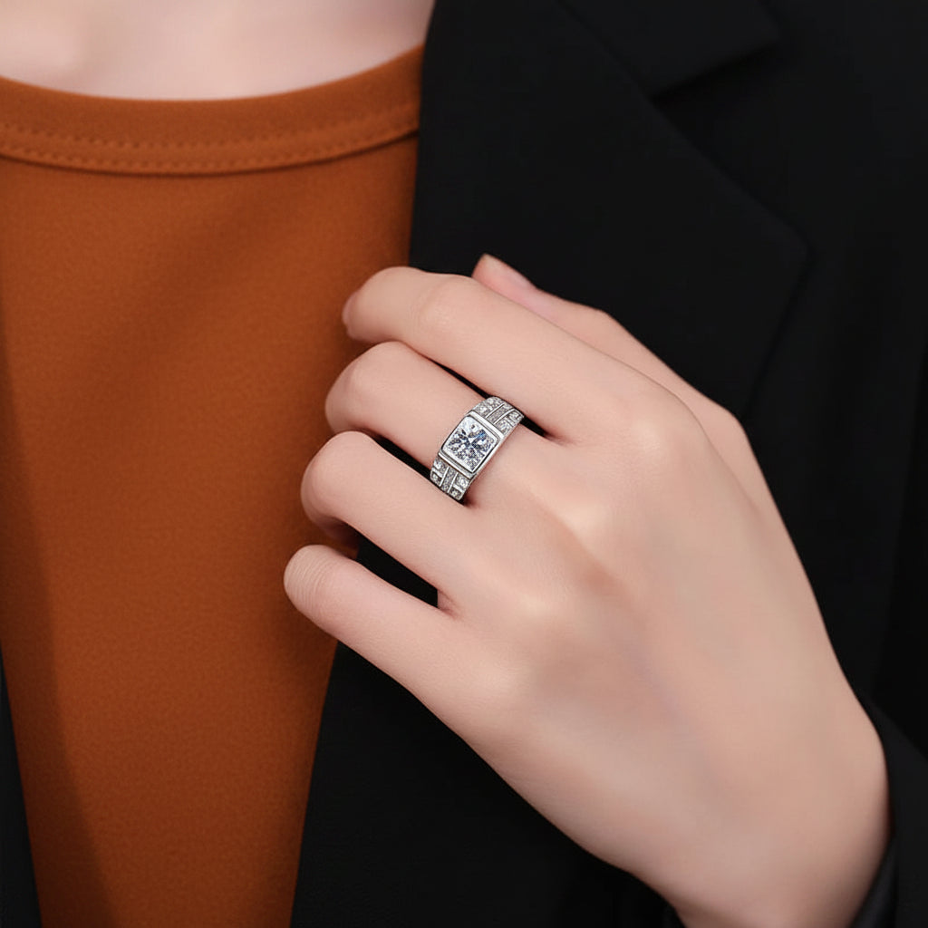 MEN'S PATTERN DIMOND RING