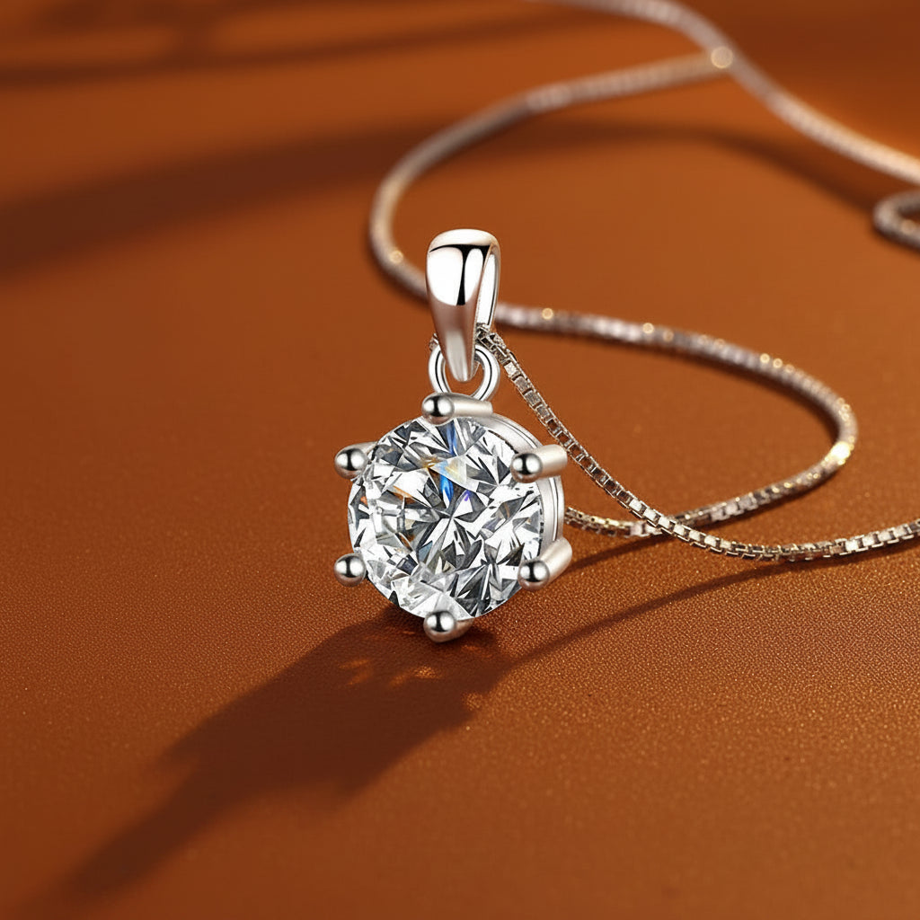 THE CLASSIC CHARM NECKLACE