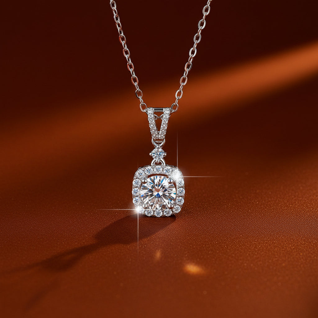 THE ROYAL CHARM NECKLACE