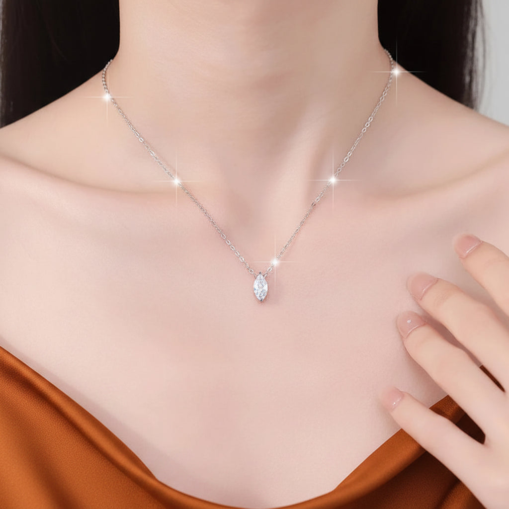 THE HORSE EYE NECKLACE