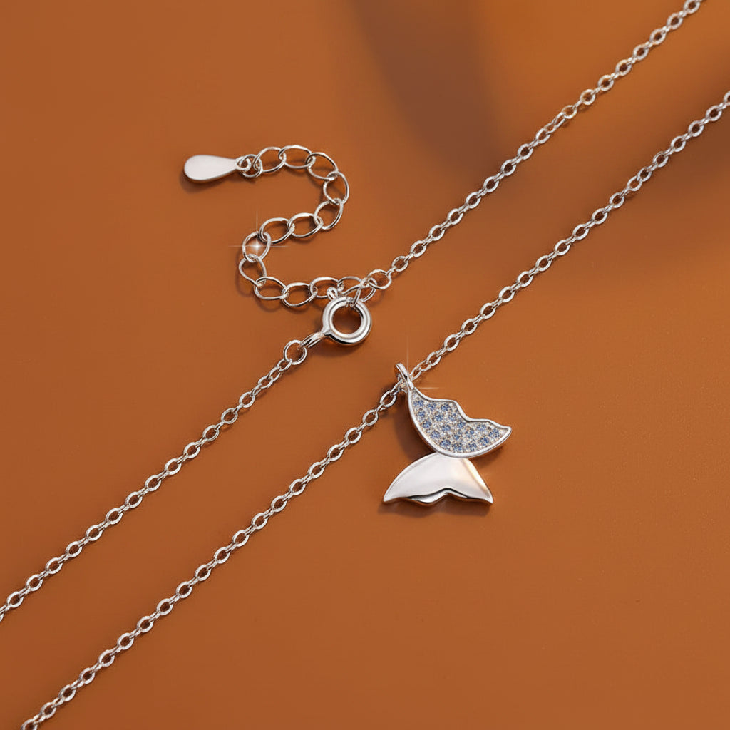 THE DELICATE BUTTERFLY PENDENT