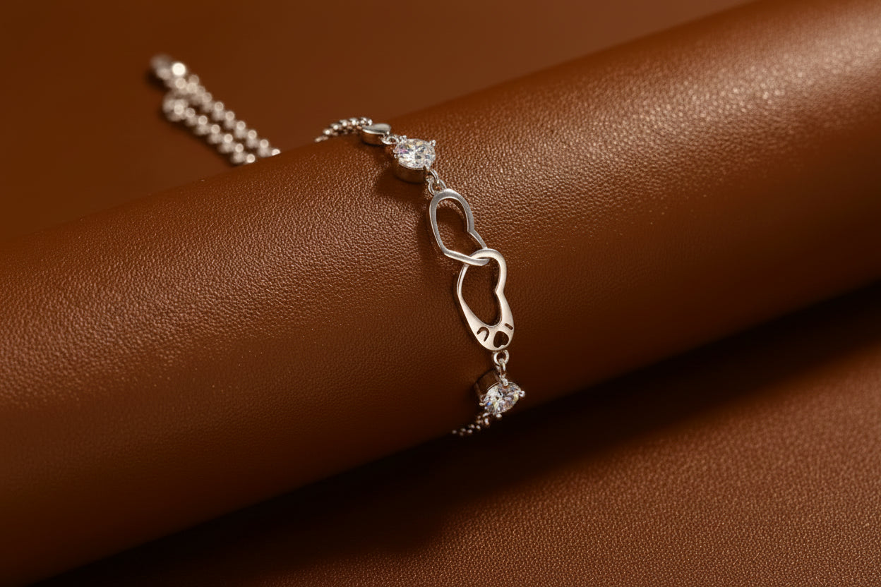DEUX HEARTS STRAND BRACELET