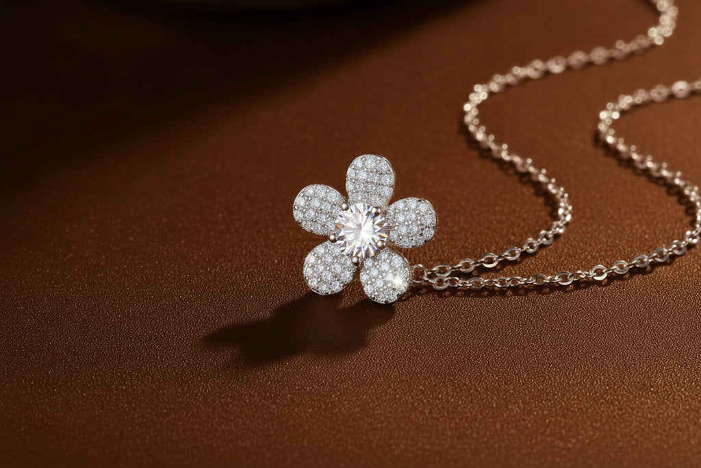 THE FLORAL NECKLACE